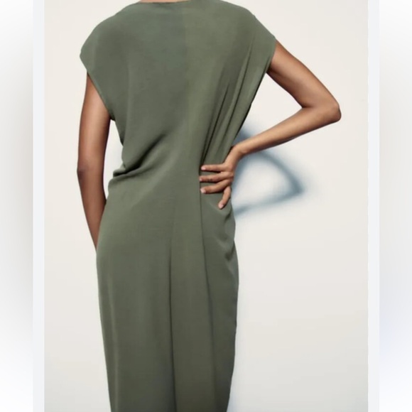 Zara Olive Green Midi Dress - Picture 7 of 7